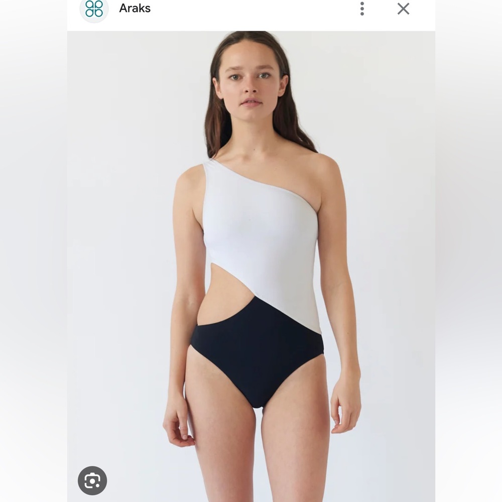 NWOT ELMAR ARAKS ONE PIECE SWIM SUIT BLACK WHITE M